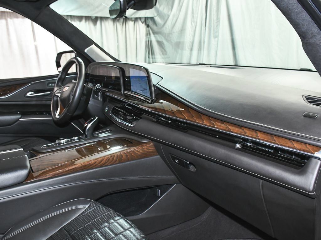 Used 2023 Cadillac Escalade ESV Sport Platinum AWD/4WD image 64