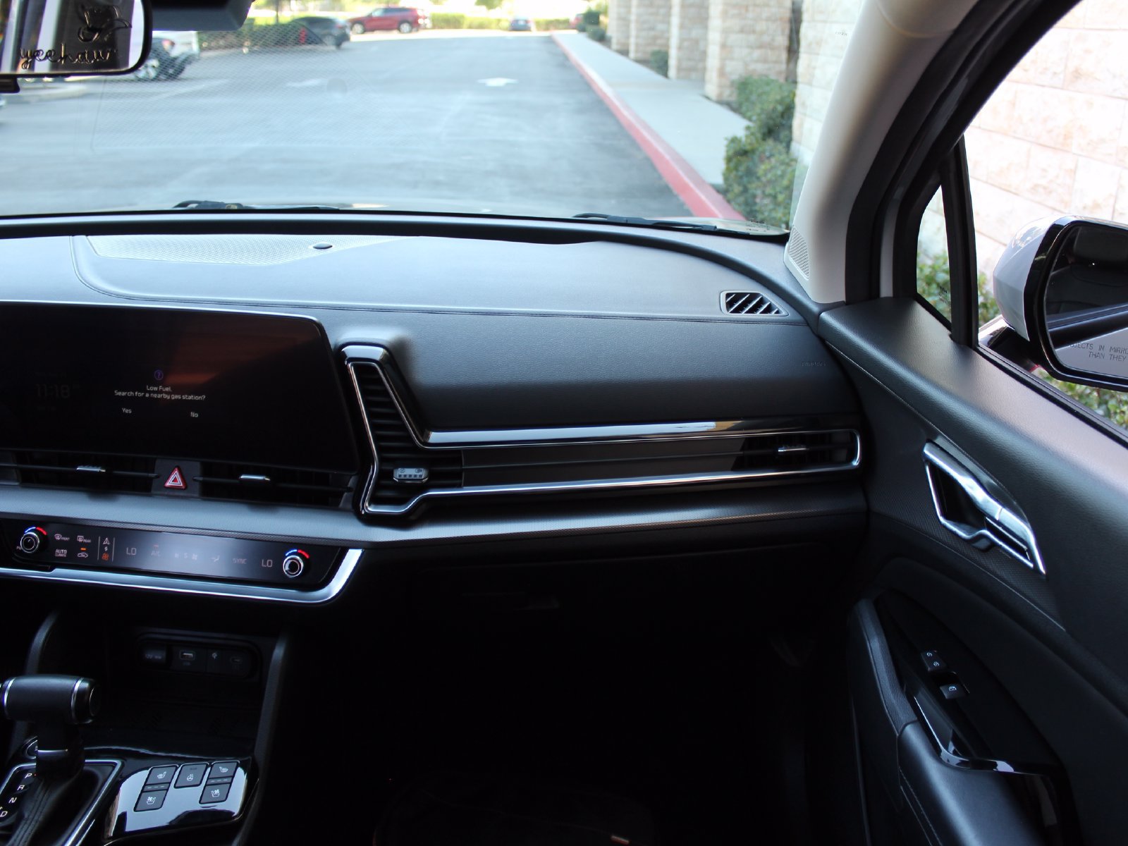 Used 2024 Kia Sportage SX AWD/4WD image 27