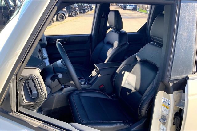 New 2025 Ford Bronco Outer Banks image 9