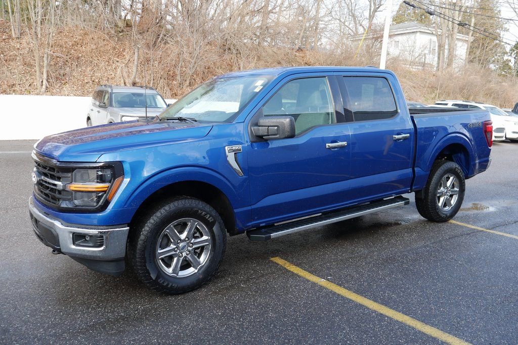 Used 2025 Ford F150 XLT w/ Equipment Group 301A Standard AWD/4WD image 4