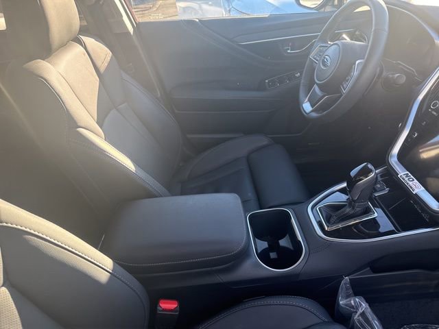 Used 2025 Subaru Outback Limited w/ Popular Package #2 image 23