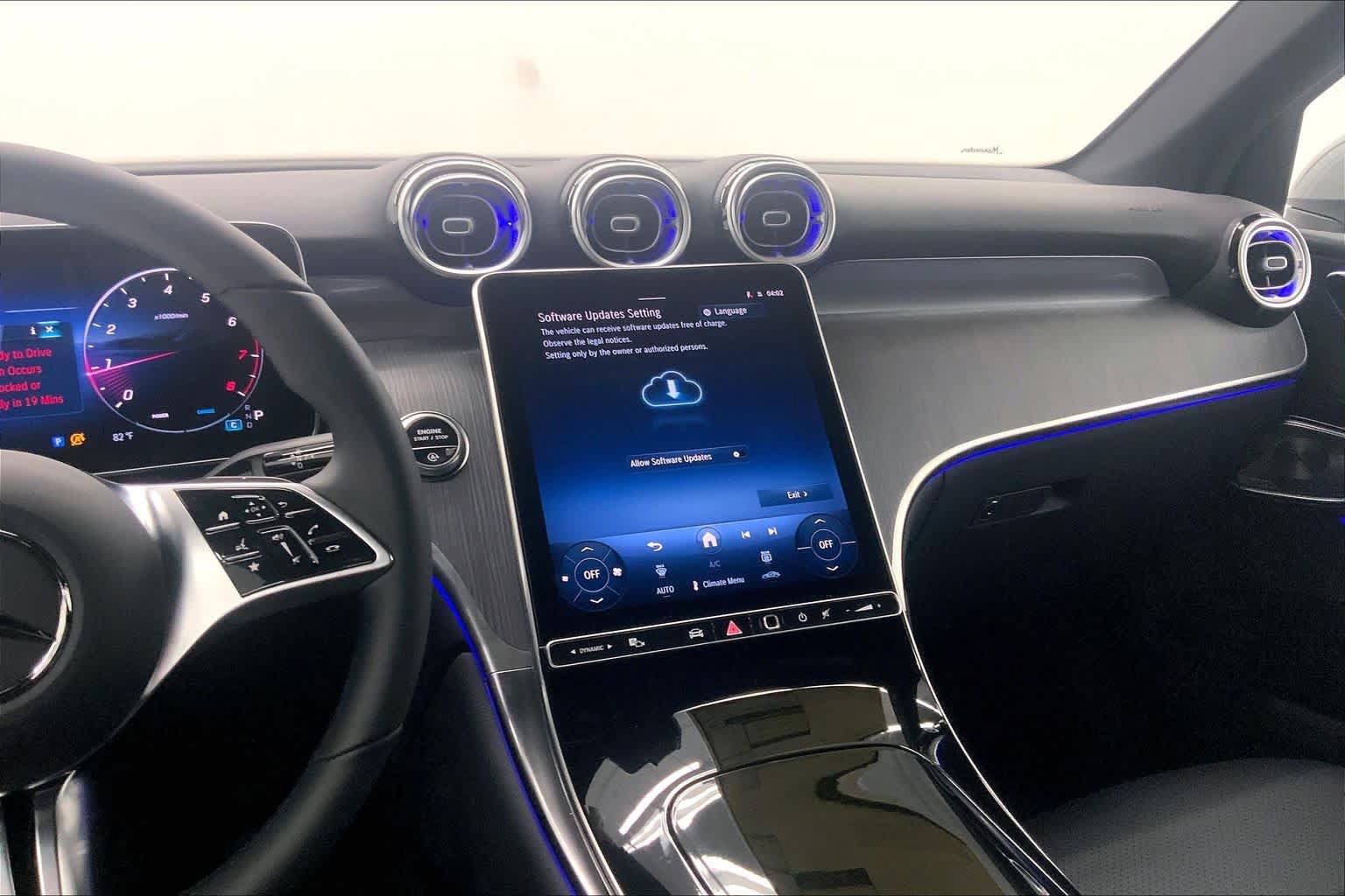 New 2026 Mercedes-Benz GLC 300 image 26