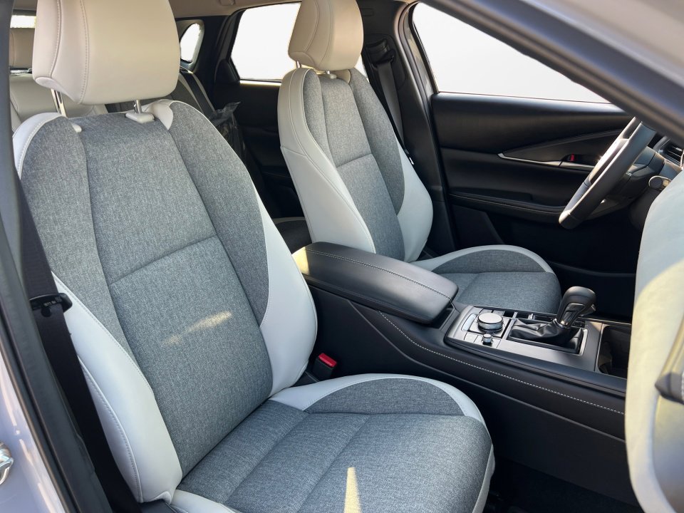 New 2026 MAZDA CX-30 Aire Edition image 9