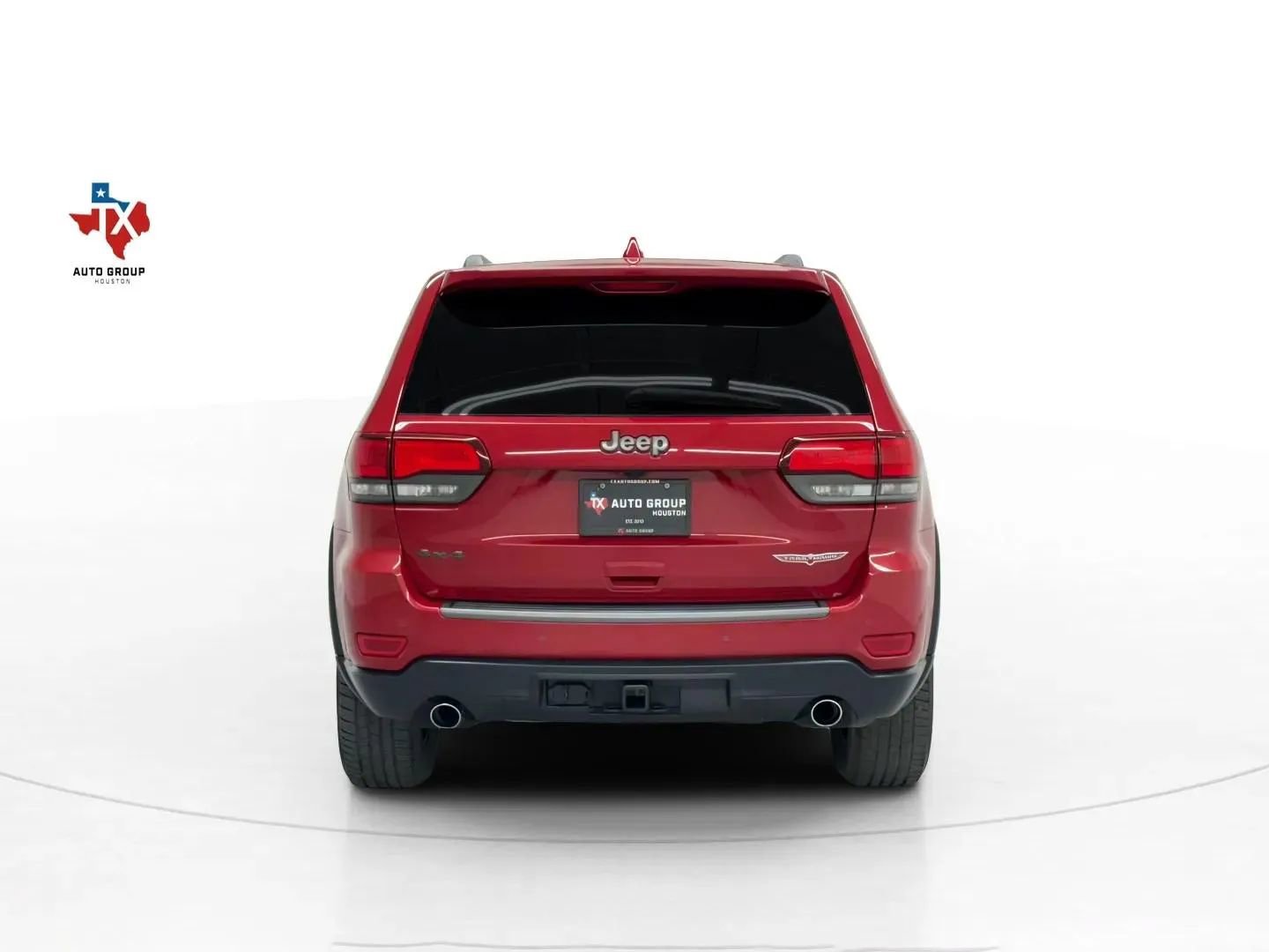 Used 2017 Jeep Grand Cherokee Trailhawk AWD/4WD image 8