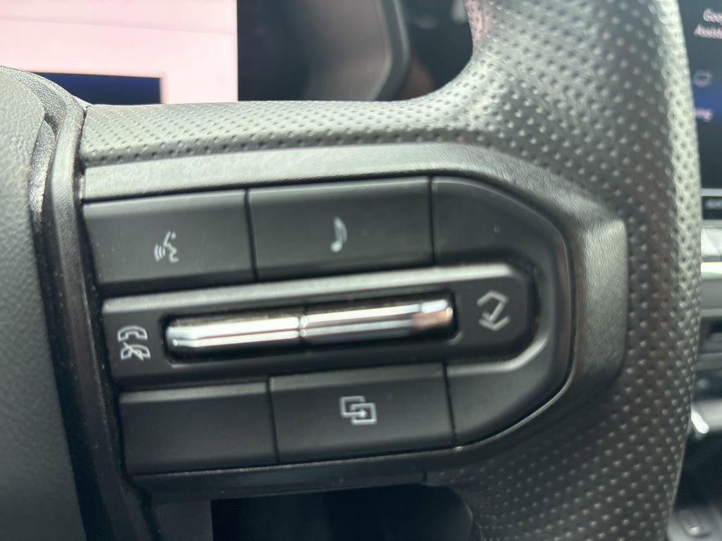 Used 2024 Chevrolet Colorado W/T image 49