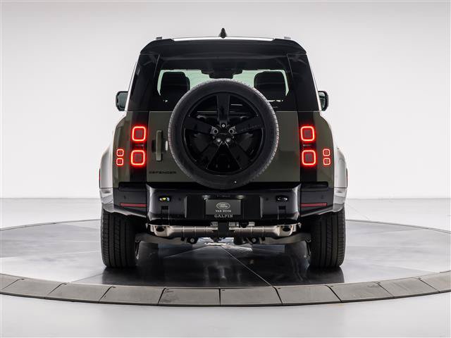 New 2026 Land Rover Defender 110 X-Dynamic SE AWD/4WD image 4
