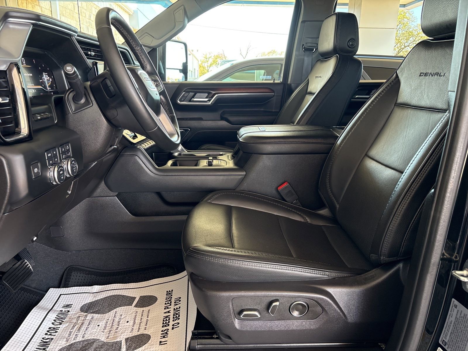 Certified 2024 GMC Sierra 2500 Denali w/ Denali Reserve Package image 17