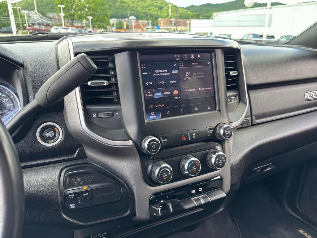 Used 2024 RAM 2500 Big Horn AWD/4WD image 20