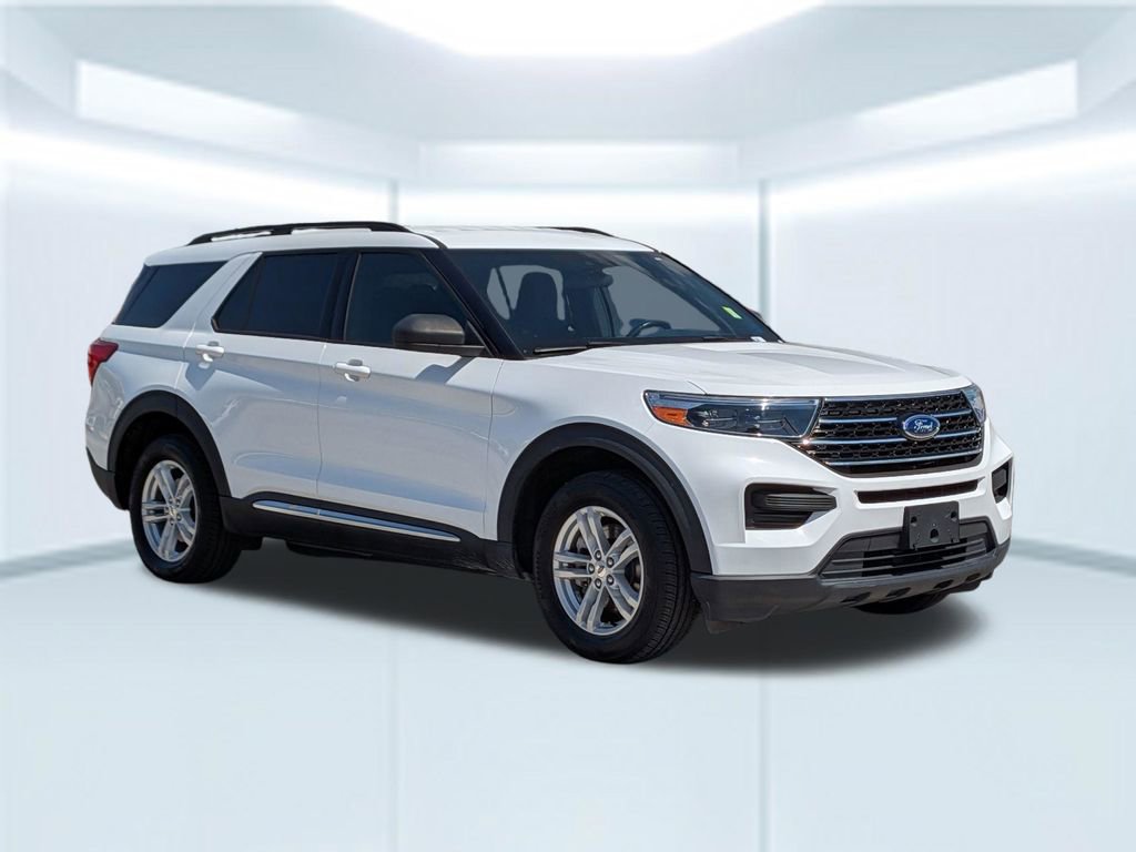 Used 2020 Ford Explorer XLT w/ Class III Trailer Tow Package image 8