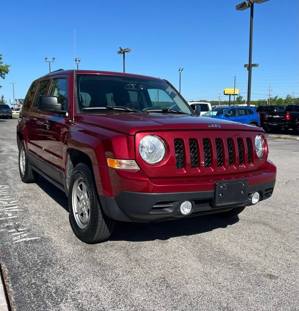 Used 2017 Jeep Patriot Sport FWD image 5