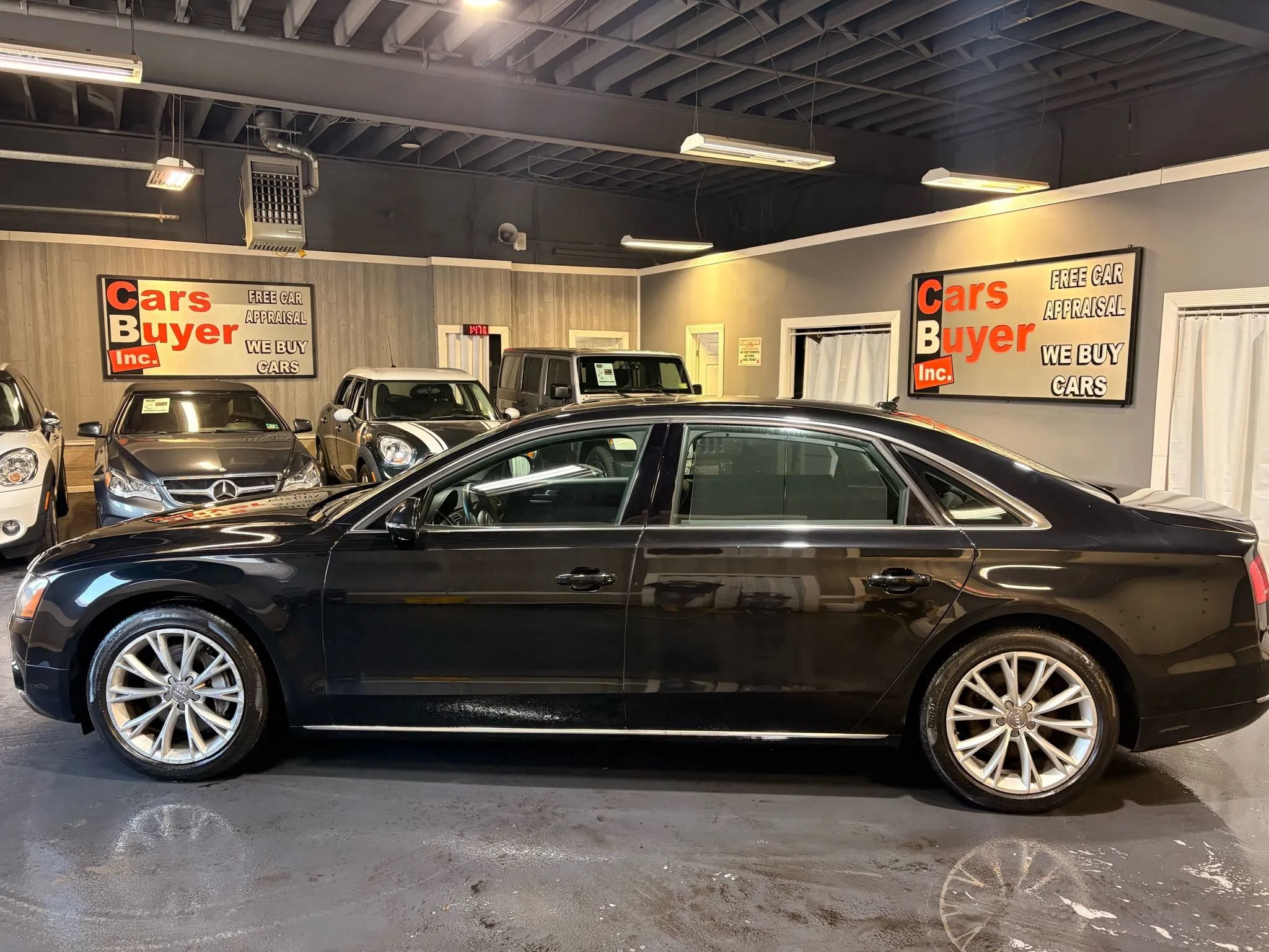 Used 2013 Audi A8 L 3.0T AWD/4WD image 3
