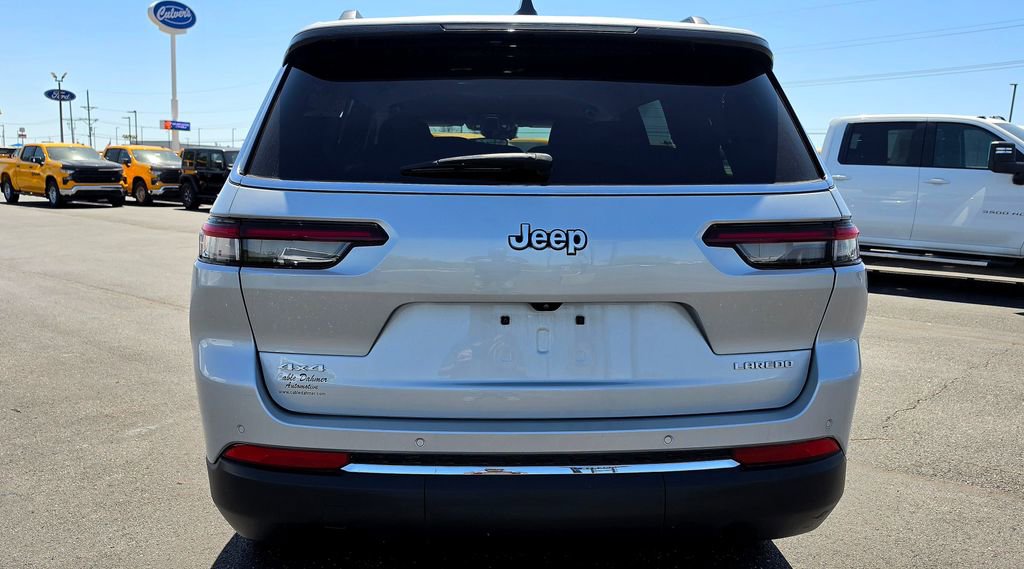 Used 2024 Jeep Grand Cherokee L Laredo AWD/4WD image 5