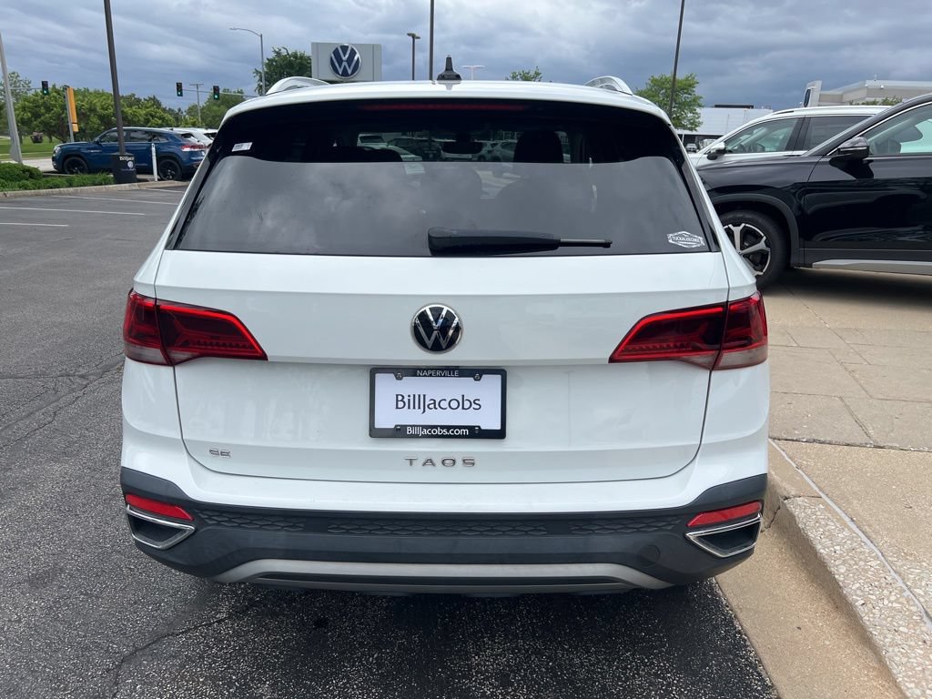 Used 2022 Volkswagen Taos SE FWD image 5