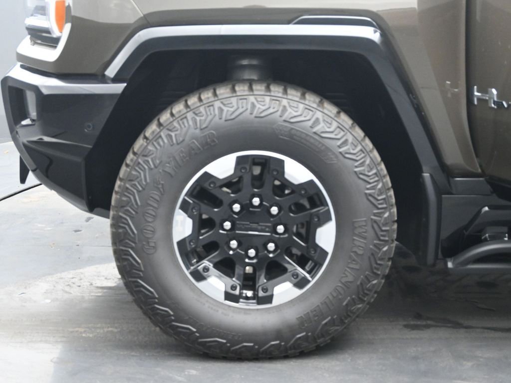 Used 2024 GMC Hummer EV 3X w/ Extreme Off-Road Package image 35