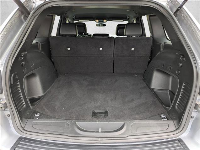 Used 2021 Jeep Grand Cherokee Laredo X AWD/4WD image 6