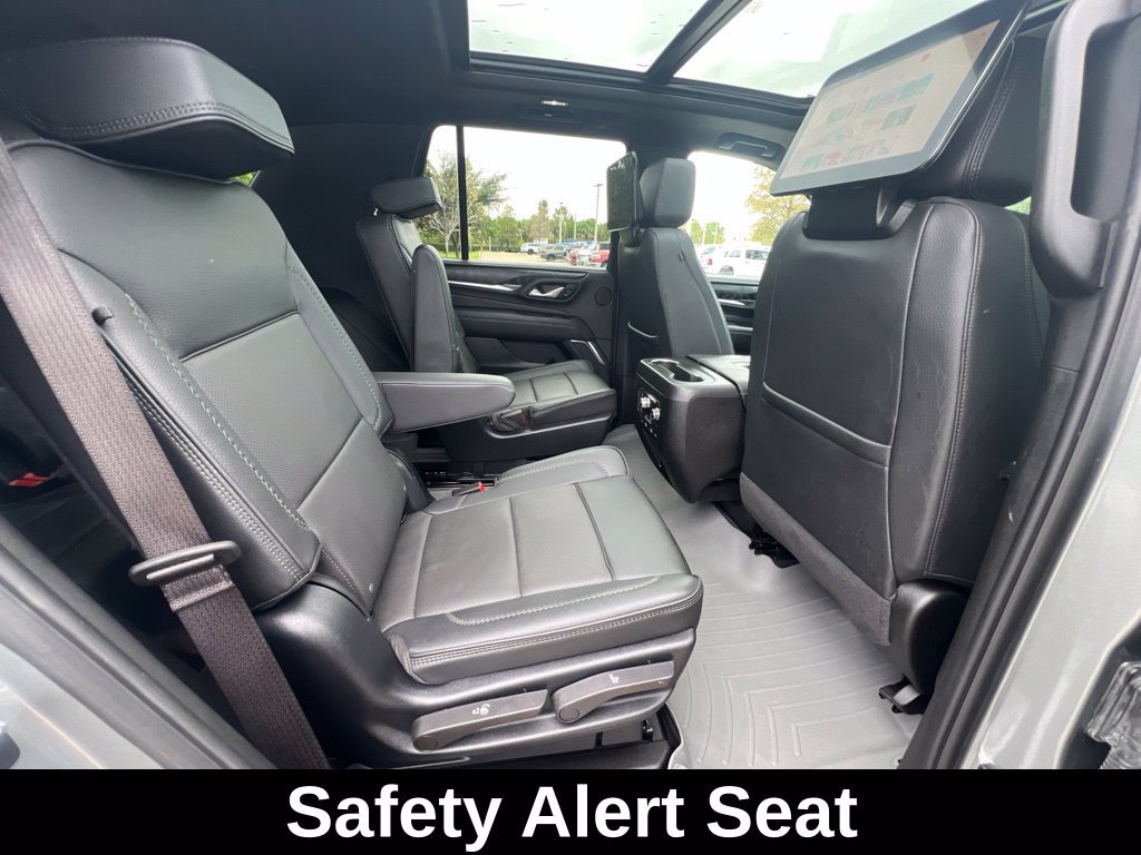 Used 2024 GMC Yukon Denali w/ Advanced Technology Package AWD/4WD image 26