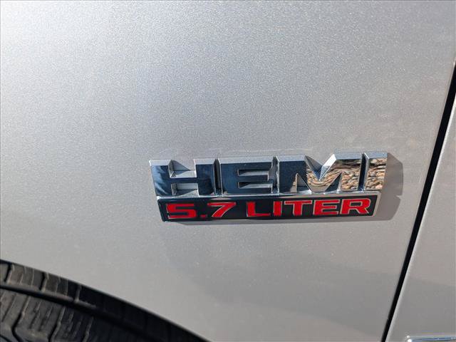 Used 2017 RAM 1500 ST w/ SXT Appearance Group AWD/4WD image 11