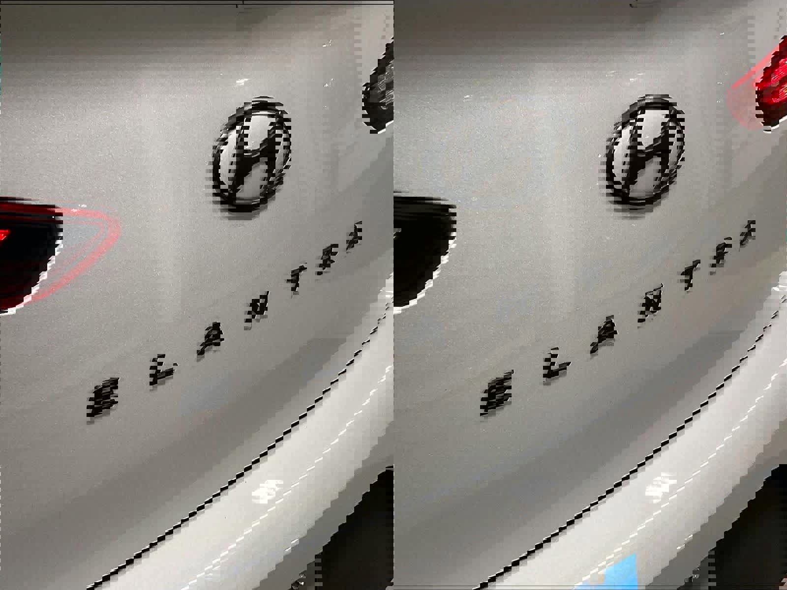 Used 2019 Hyundai Elantra SE w/ Cargo Package image 26