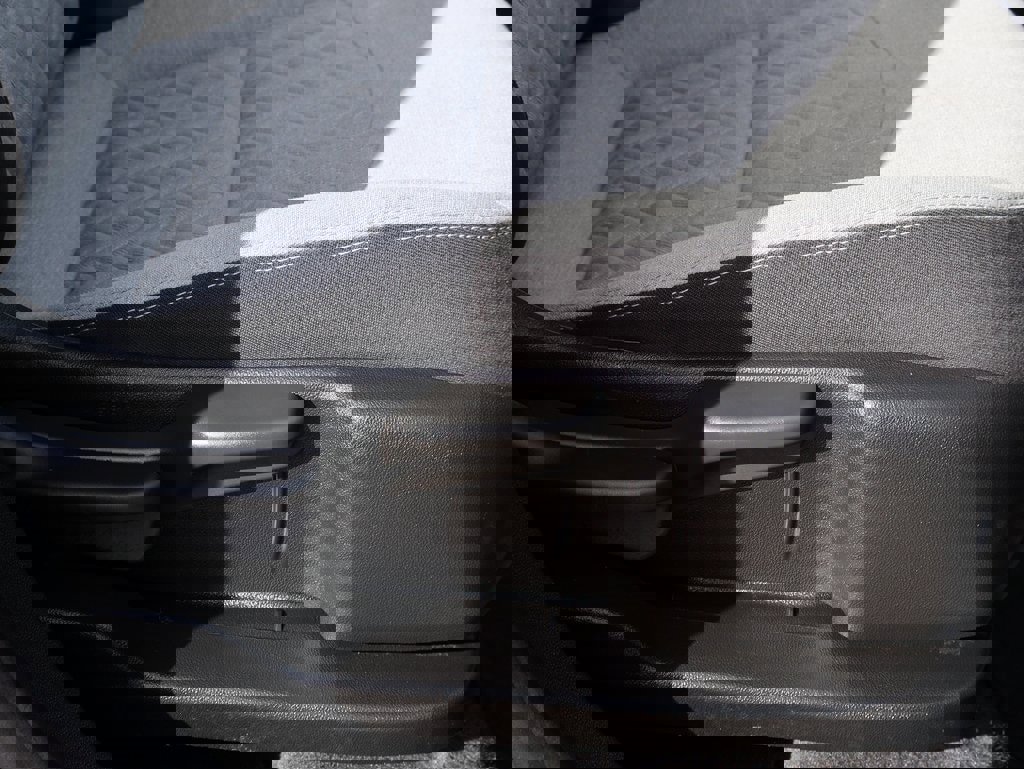 Used 2022 Chevrolet Equinox LT image 11