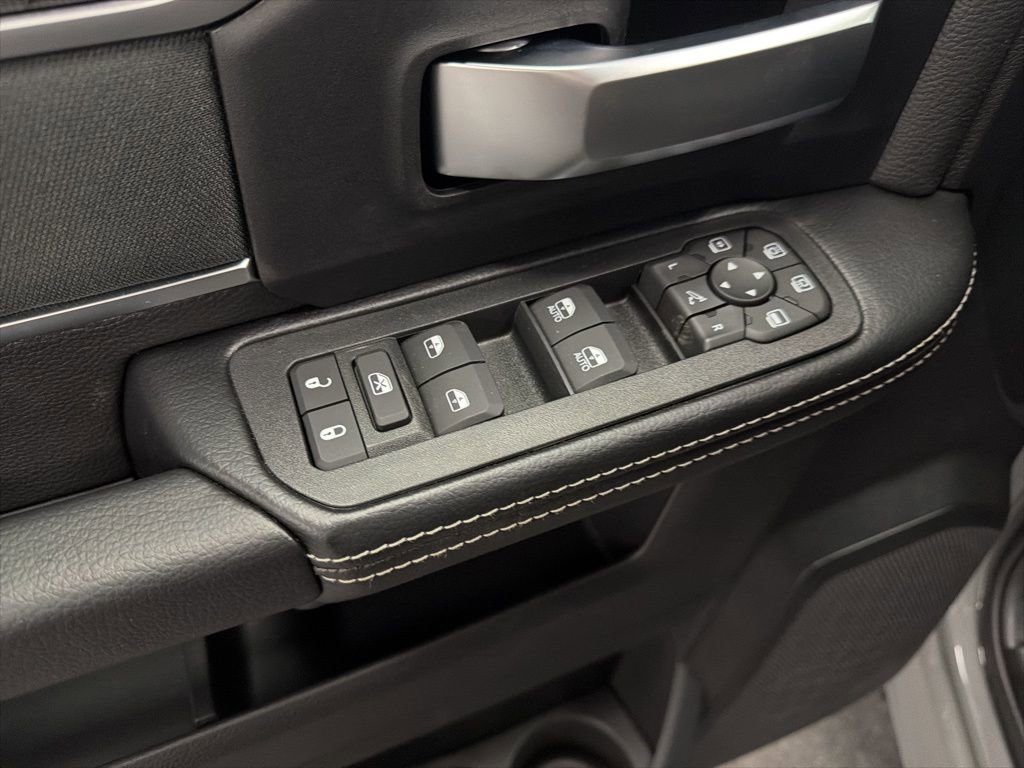 New 2026 RAM 2500 Big Horn AWD/4WD image 17