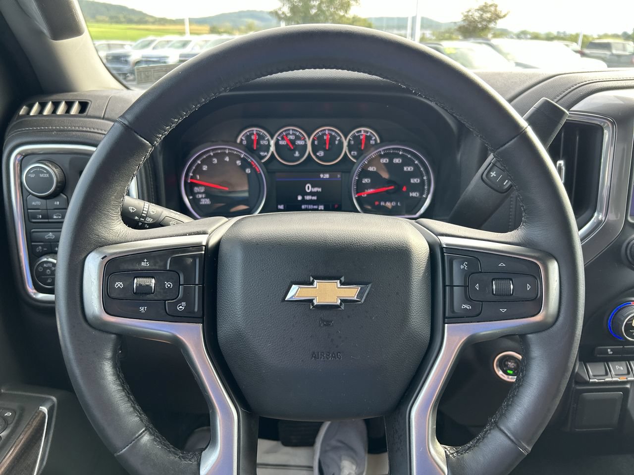 Used 2020 Chevrolet Silverado 1500 LT w/ All-Star Edition AWD/4WD image 26