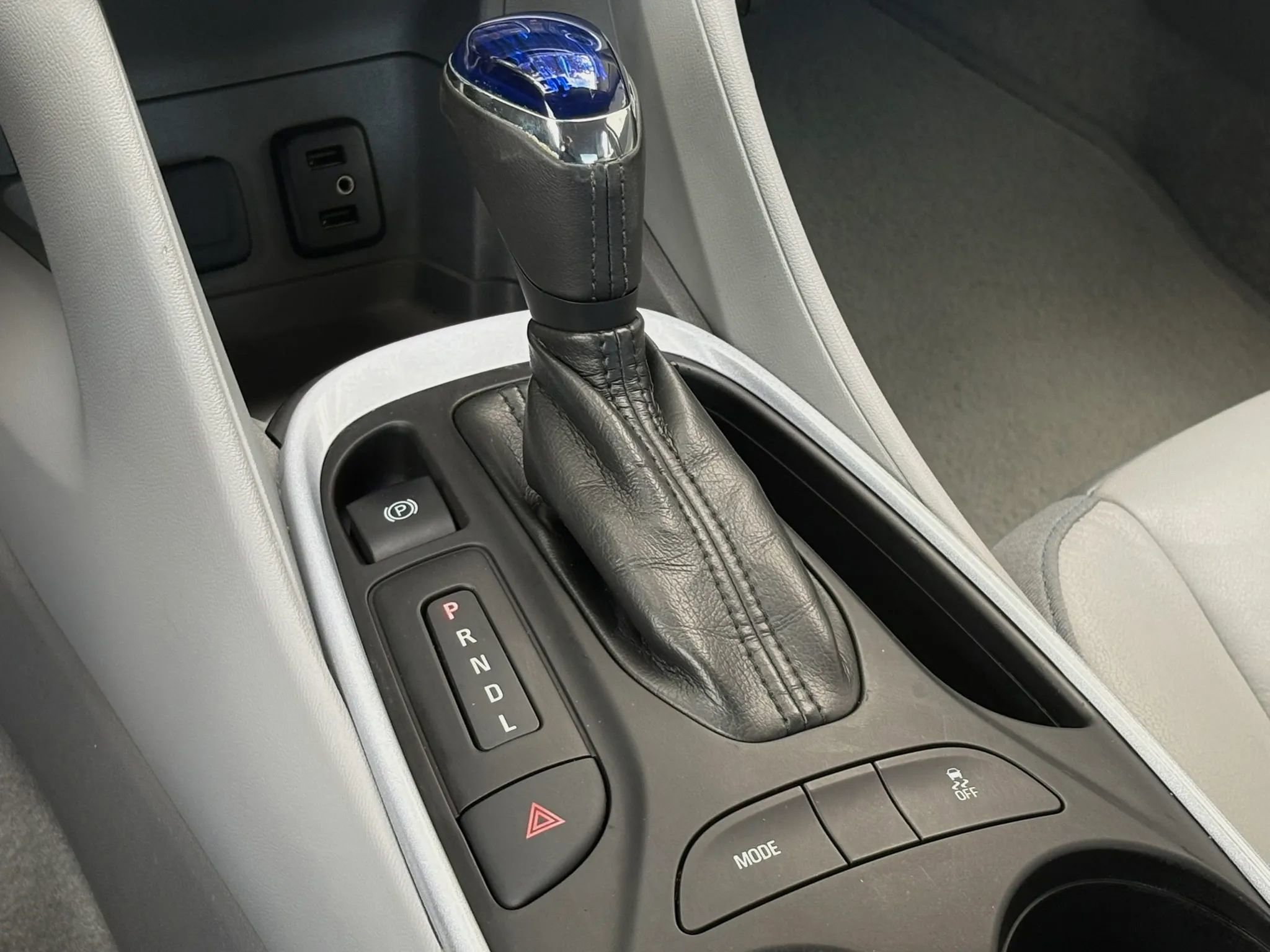 Used 2018 Chevrolet Volt LT w/ Comfort Package image 14