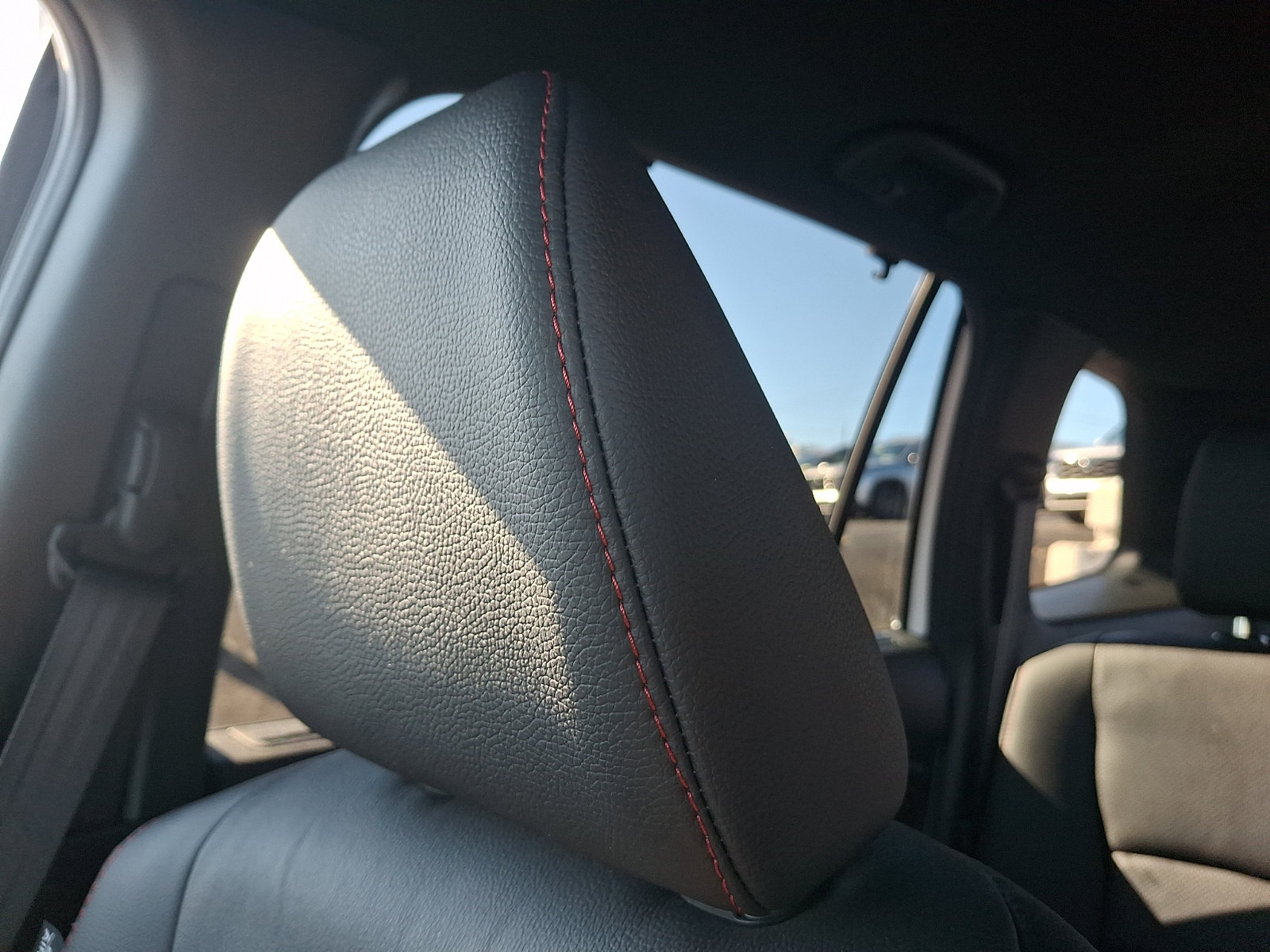Used 2024 Honda Passport Black Edition image 13