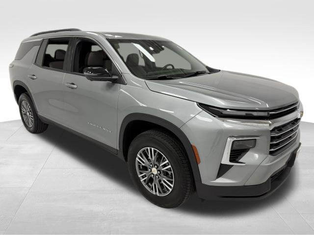 Certified 2026 Chevrolet Traverse LT w/ Driver Confidence Package FWD image 5