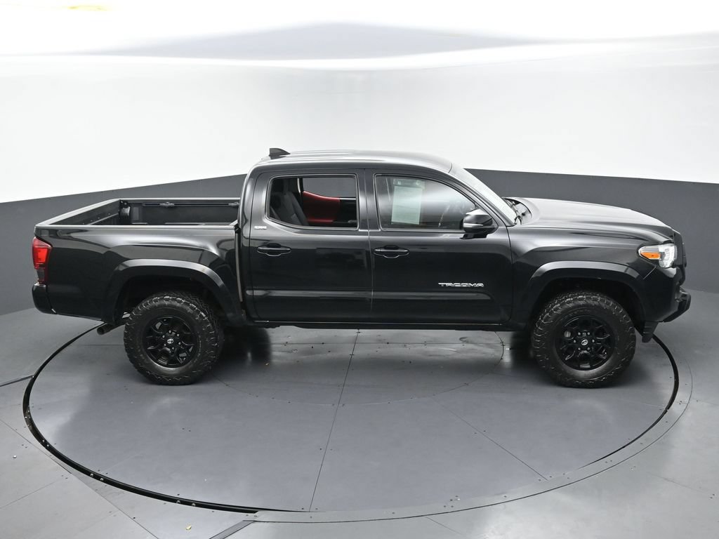 Used 2022 Toyota Tacoma SR5 w/ Technology Package RWD image 43