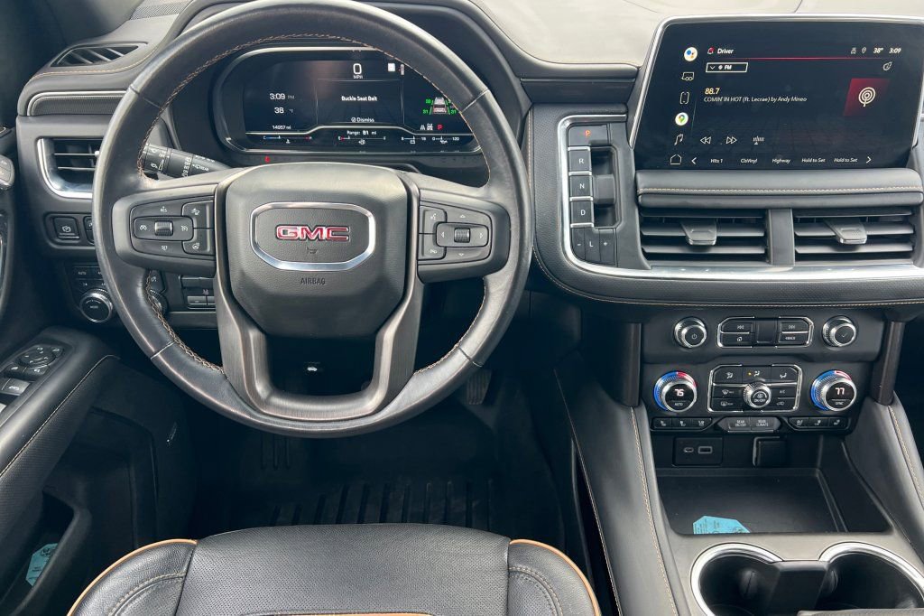 Certified 2022 GMC Yukon XL AT4 w/ Max Trailering Package image 11