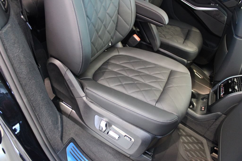 New 2027 BMW X7 xDrive40i AWD/4WD image 22