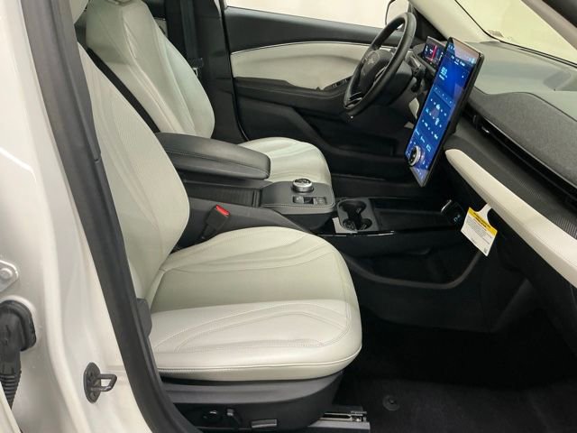 Used 2023 Ford Mustang Mach-E Premium image 20