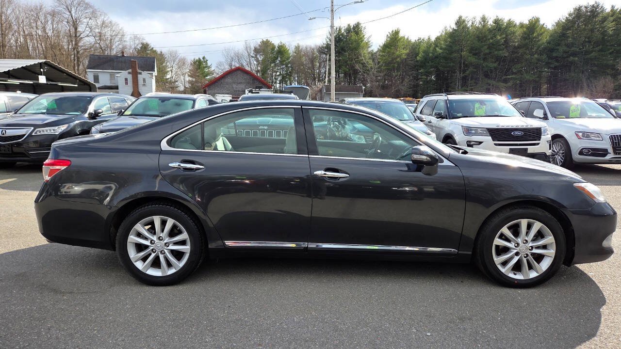 Used 2011 Lexus ES 350 w/ Preferred Accessory Package FWD image 16