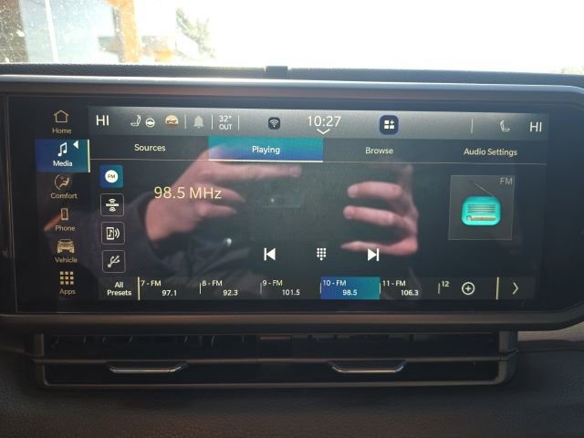 Certified 2024 Jeep Wrangler Willys image 19