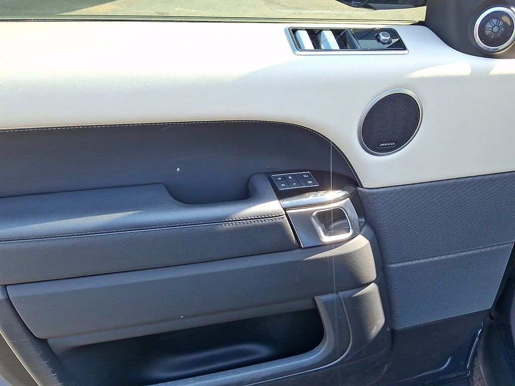 Used 2022 Land Rover Range Rover Sport HSE Dynamic image 18