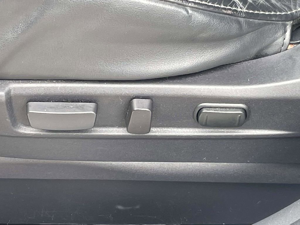 Used 2020 Mitsubishi Outlander SEL image 14