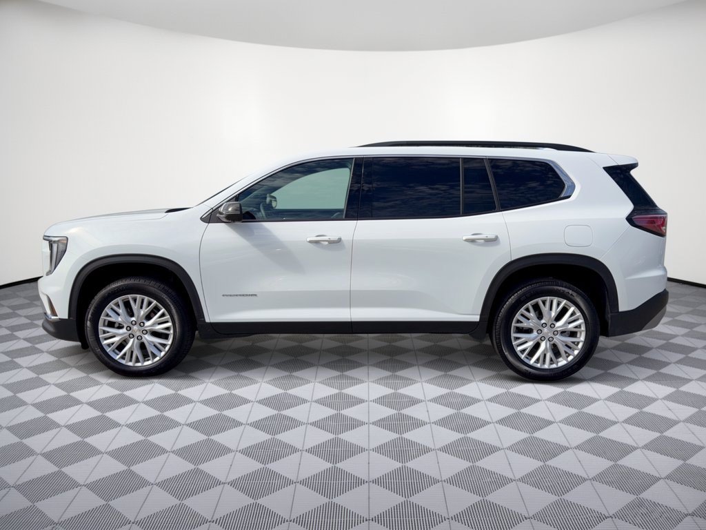 Used 2026 GMC Acadia Elevation w/ Elevation Premium Package FWD image 2