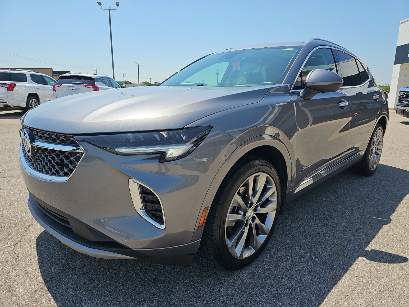 Used 2021 Buick Envision Avenir AWD/4WD image 3