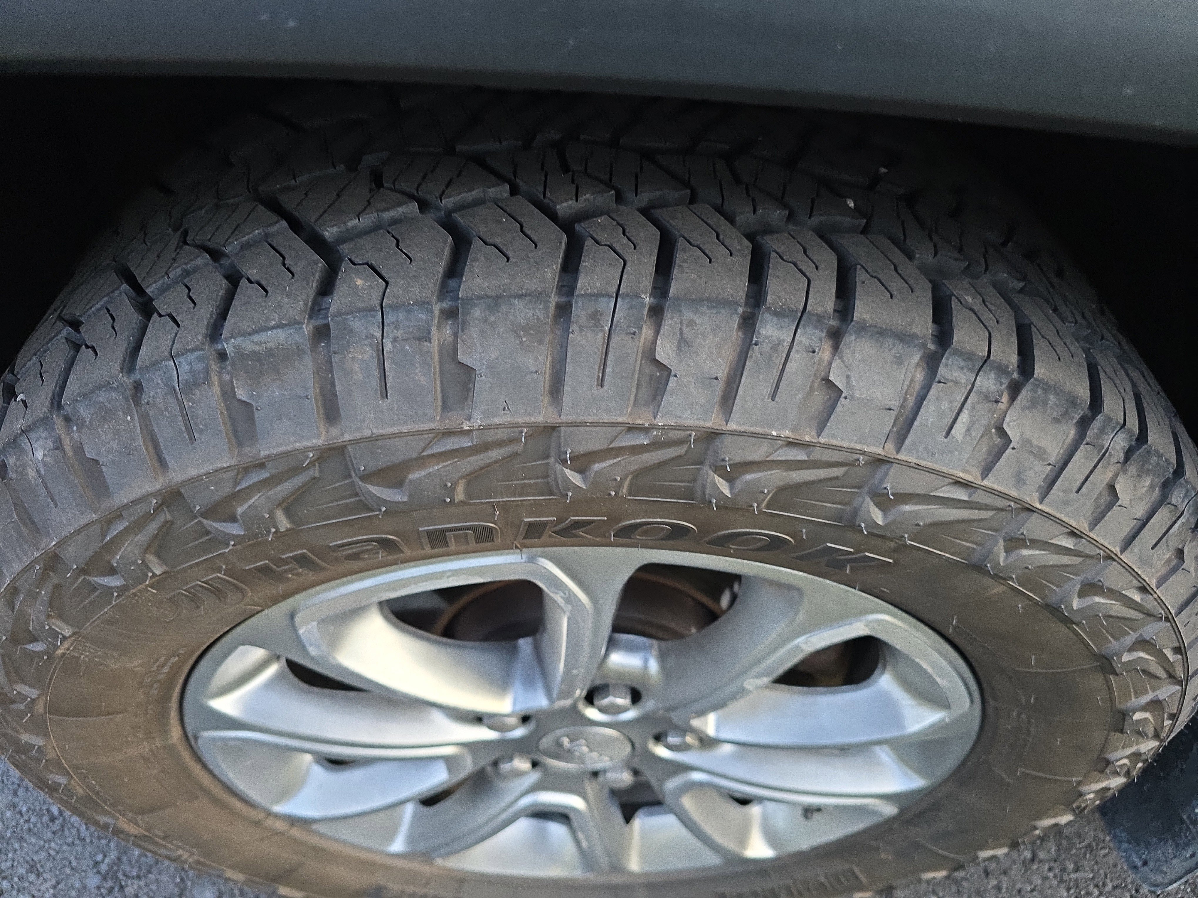 Used 2015 Jeep Grand Cherokee Limited image 11