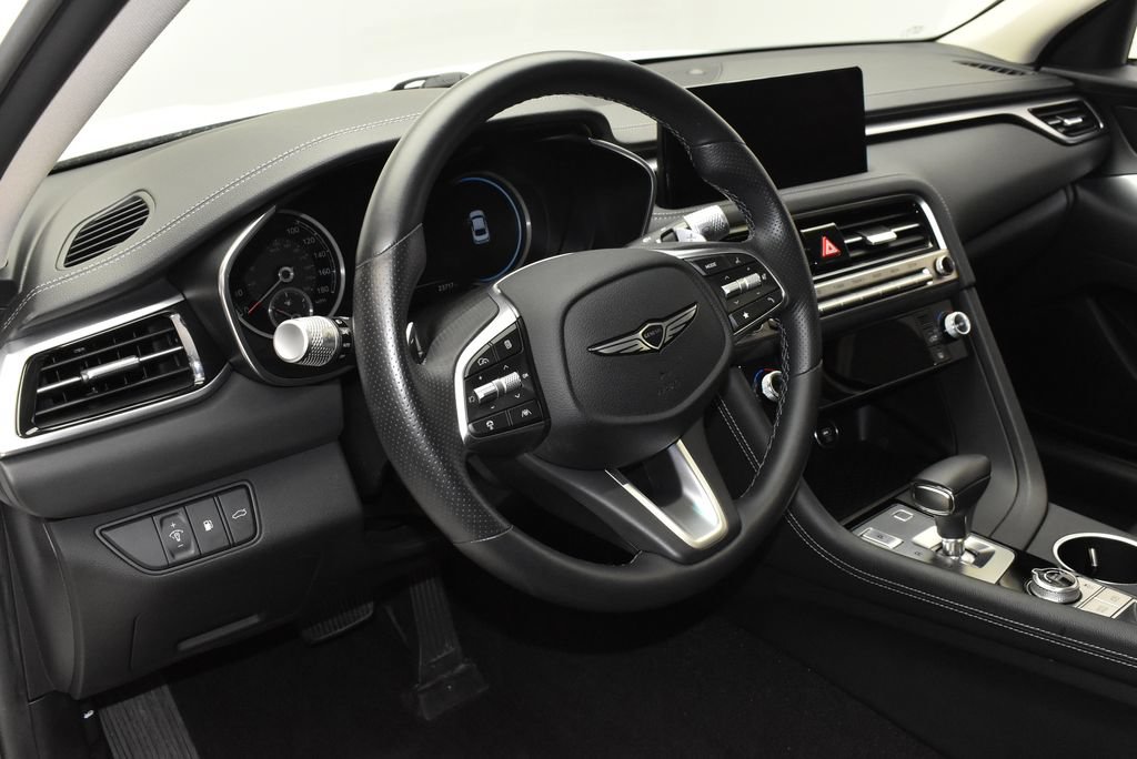 Used 2025 Genesis G70 2.5T AWD/4WD image 17