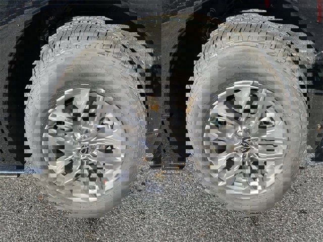 New 2026 Toyota Sienna XLE image 36