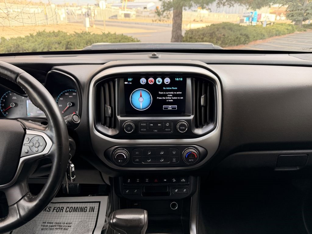 Used 2017 Chevrolet Colorado ZR2 image 18