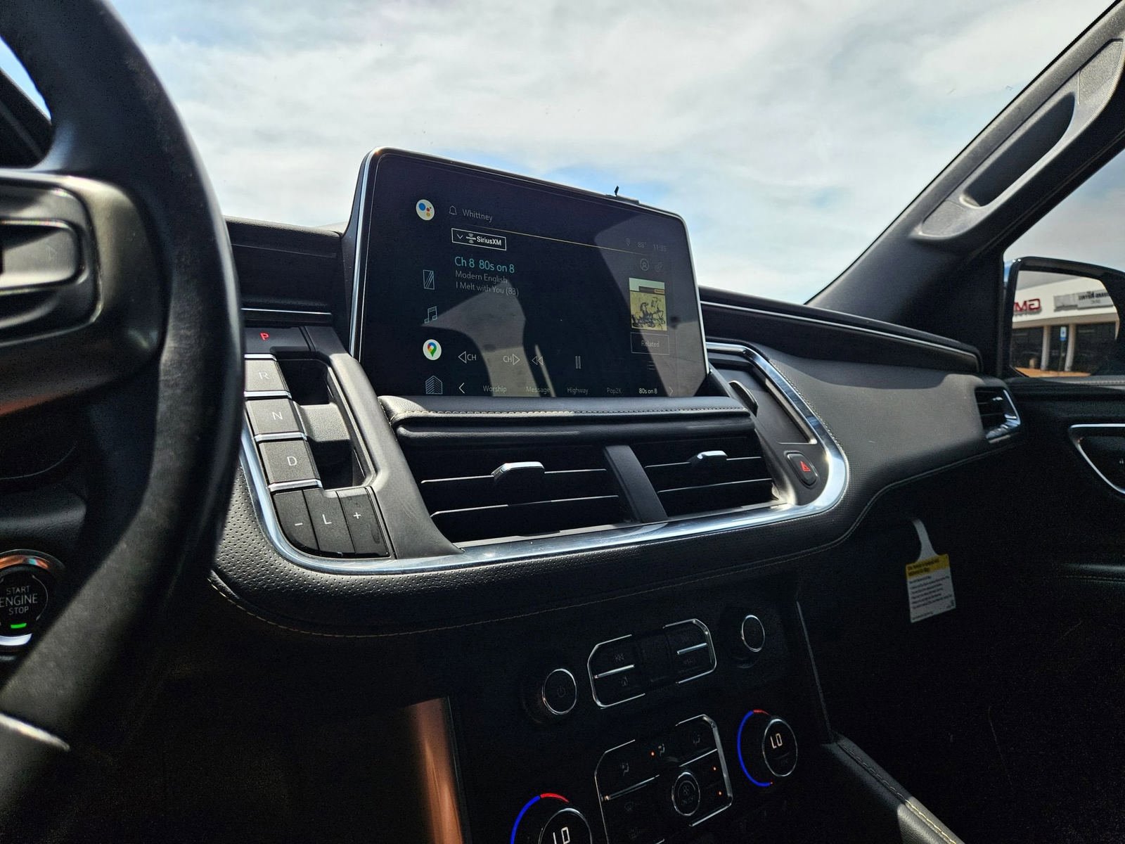 Used 2022 Chevrolet Tahoe Premier AWD/4WD image 15