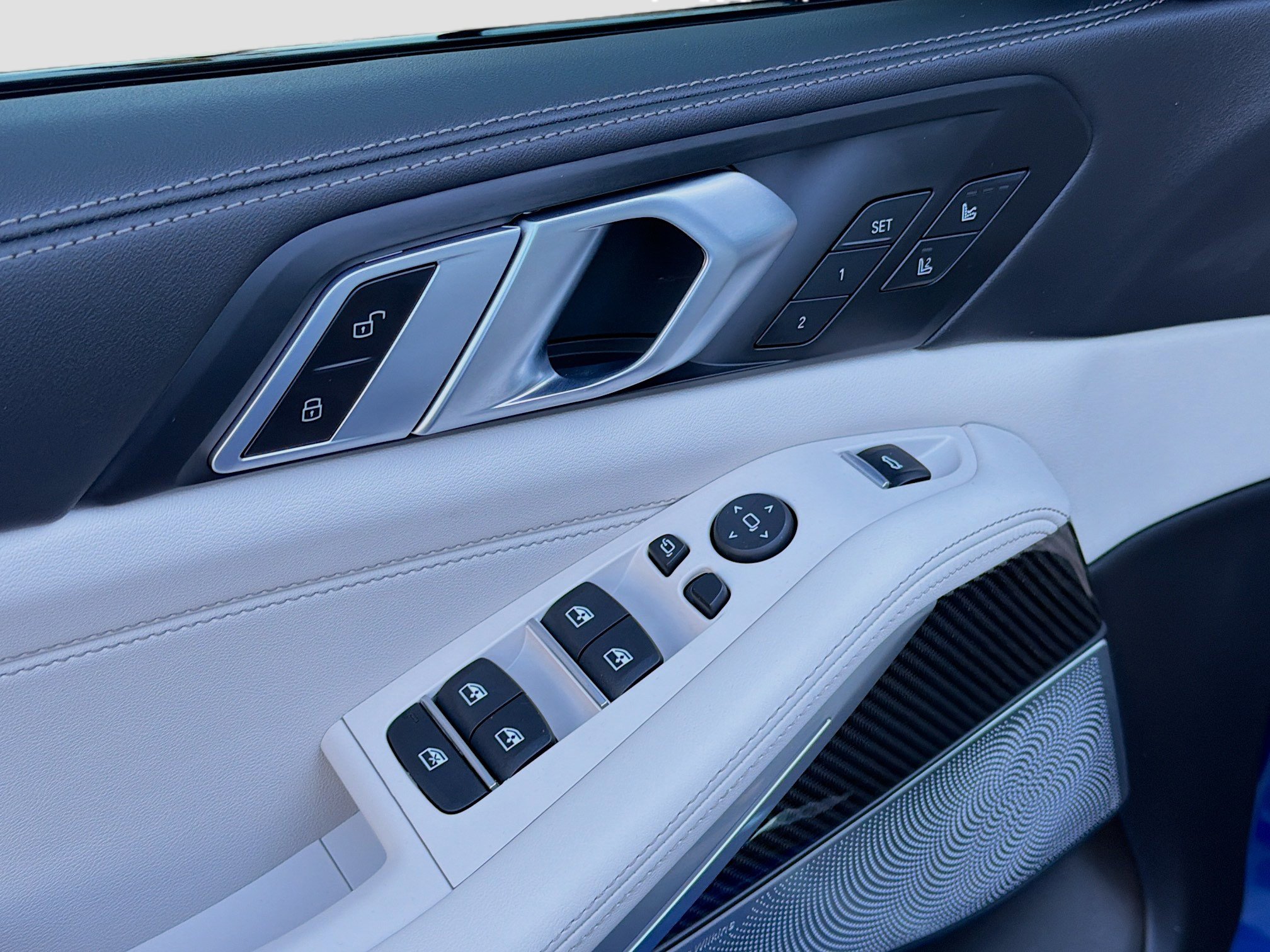 Used 2025 BMW X5 M60i image 22