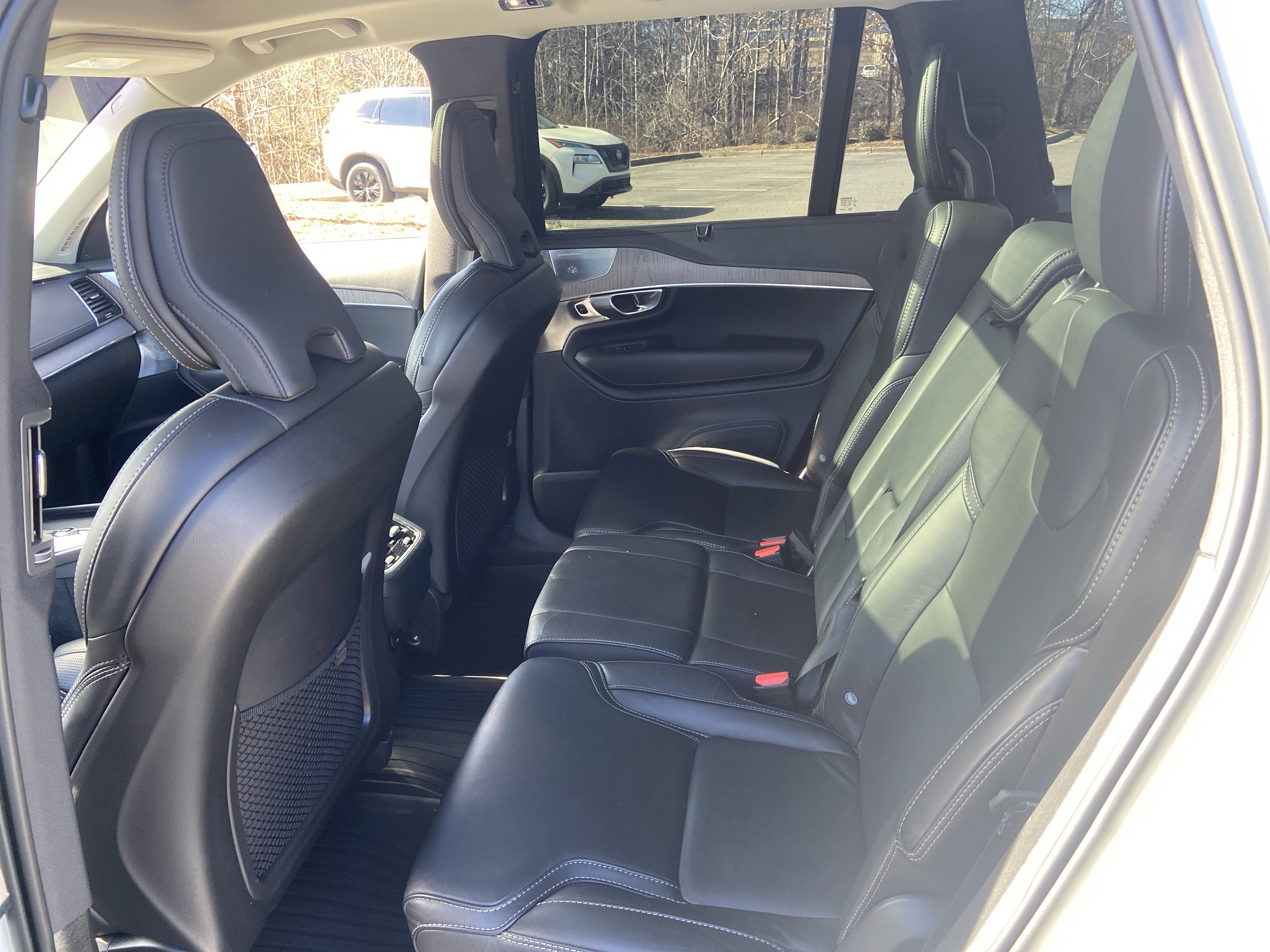 Used 2022 Volvo XC90 T6 Inscription w/ Advanced Package image 12