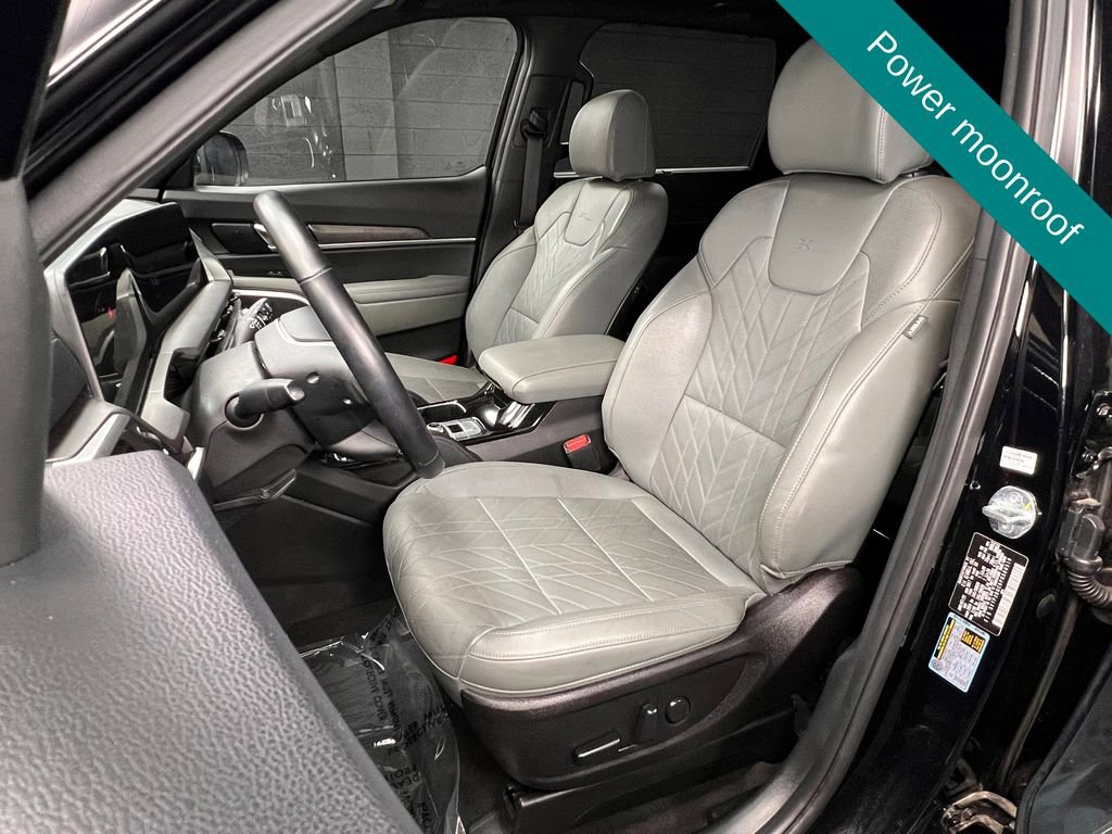 Used 2023 Kia Telluride EX X-Line image 3