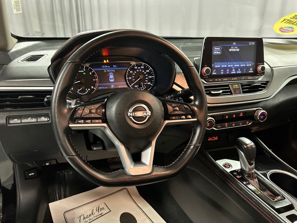 Used 2025 Nissan Altima 2.5 SR AWD/4WD image 13
