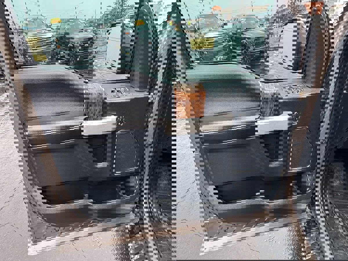 Used 2020 Ford F150 Lariat w/ Equipment Group 502A Luxury image 29