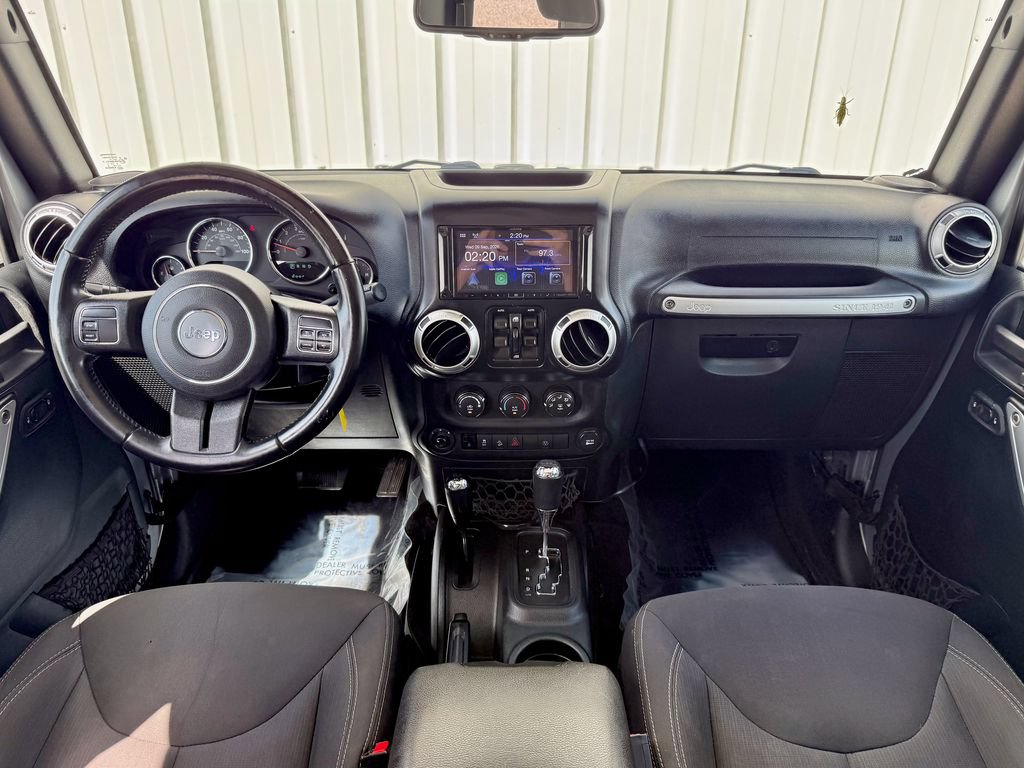 Used 2017 Jeep Wrangler Unlimited Sahara AWD/4WD image 31