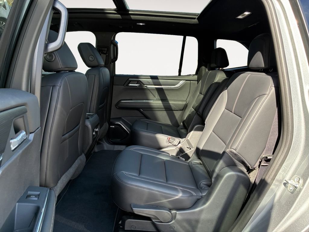 New 2026 GMC Acadia Elevation w/ Elevation Premium Package FWD image 13